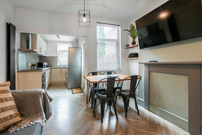 4 Bedroom Terraced House To Rent In Campion Street, Derby, DE22