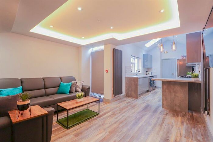 5 Bedroom Terraced House To Rent In Welland Road, Stoke, Coventry, CV1