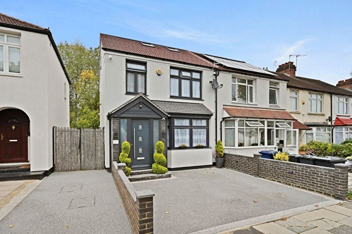 4 Bedroom End Terrace House For Sale In Queens Avenue, Greenford, UB6