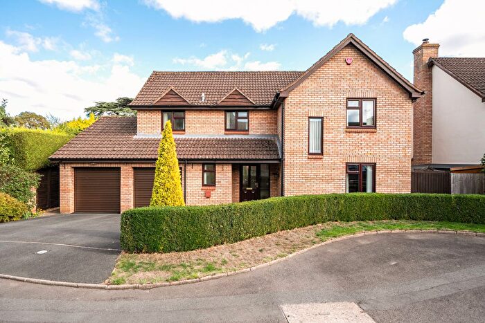 4 Bedroom Detached House For Sale In Batts Park, Taunton, TA1