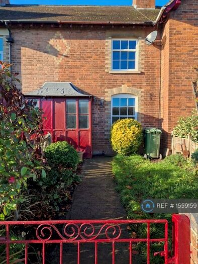 3 Bedroom Terraced House To Rent In Elmview, Gloucester, GL2