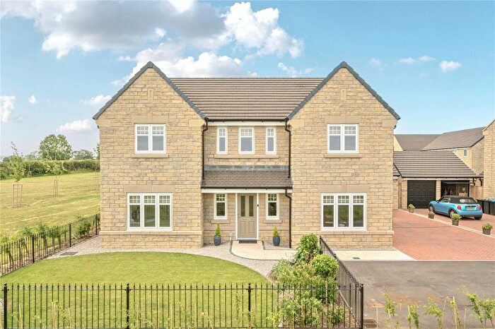 5 Bedroom Detached House For Sale In Oakstead Garth, Killinghall, Harrogate, HG3
