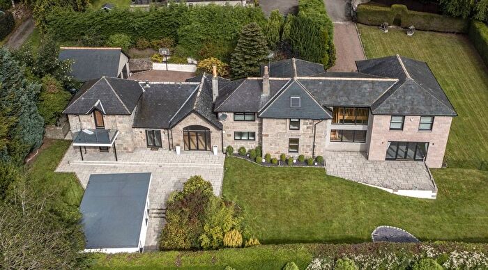 5 Bedroom Detached House For Sale In Balbrogie Cottage, Kinellar, Aberdeen, AB21