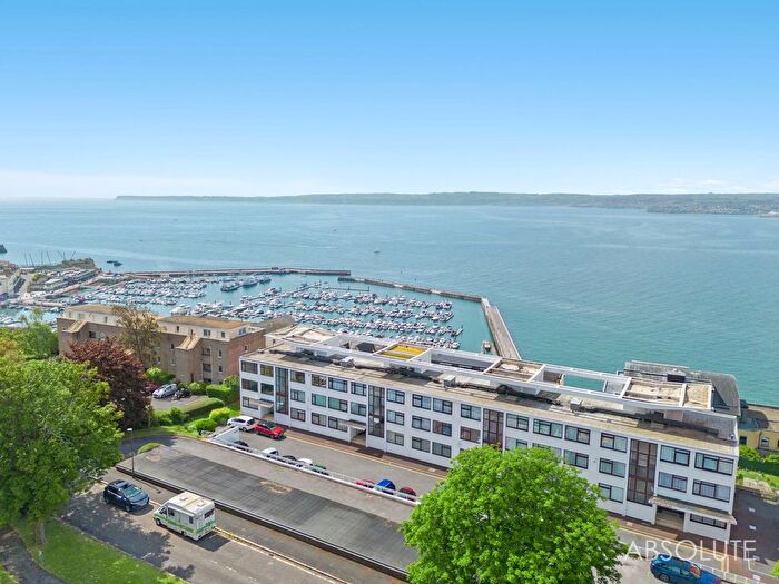2 Bedroom Flat For Sale In St. Lukes Road South, Torquay, TQ2