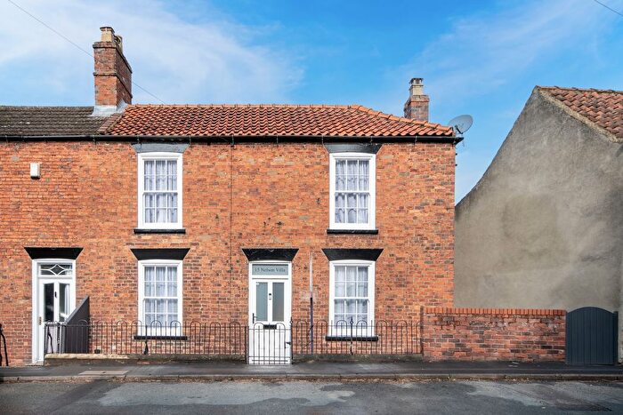 3 Bedroom Semi-Detached House For Sale In South Cliff Road, Kirton Lindsey, Gainsborough, DN21