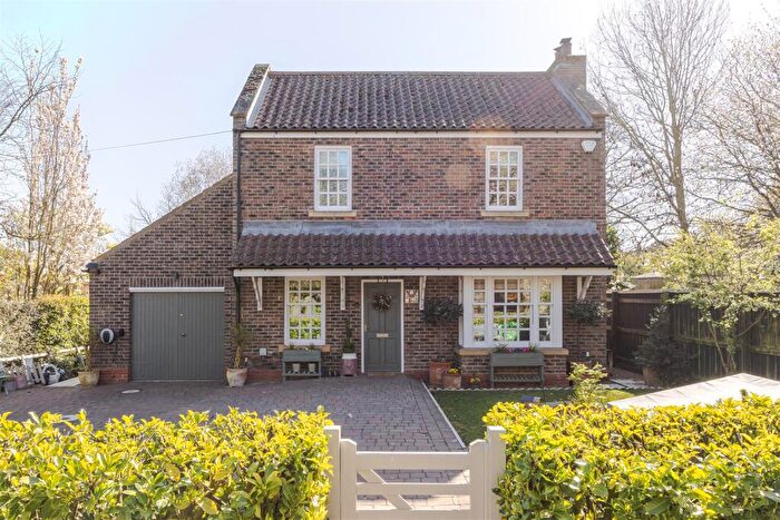 3 Bedroom Detached House For Sale In Meggitt Lane, Winteringham, DN15