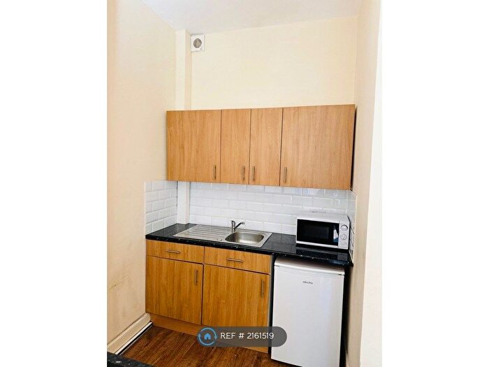 1 Bedroom Flat To Rent In Aberfeldy Street, Glasgow, G31