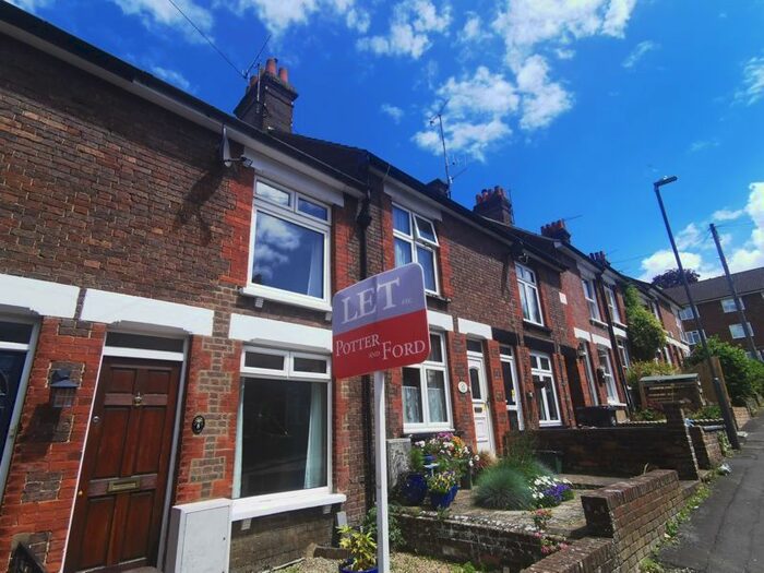 2 Bedroom Property To Rent In Queens Road, Chesham, HP5