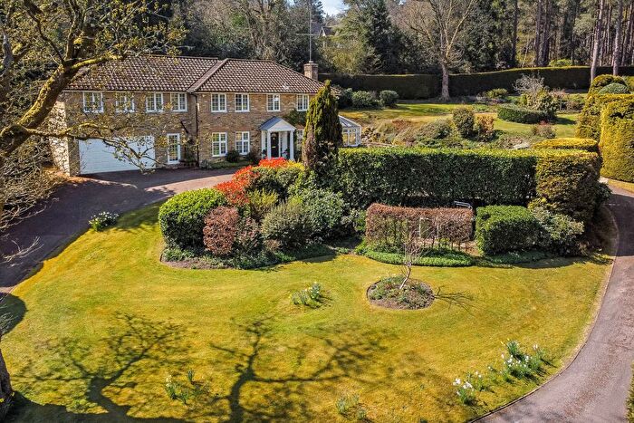 5 Bedroom Detached House For Sale In Star Hill Drive, Churt, Farnham, GU10
