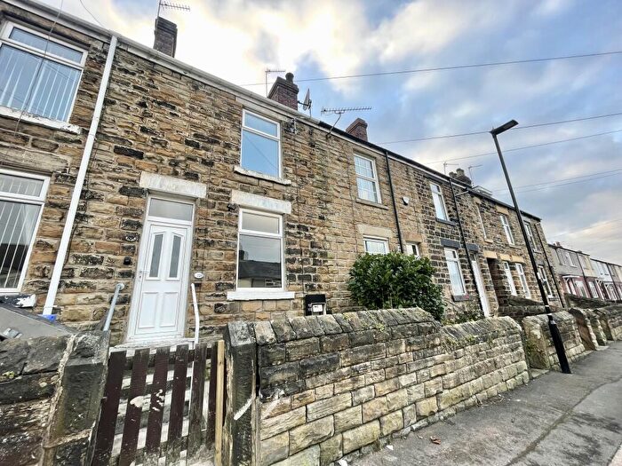 3 Bedroom House To Rent In Driver Street, Woodhouse, Sheffield, S13