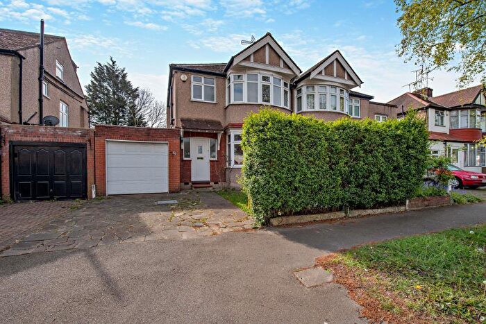 3 Bedroom Semi-Detached House To Rent In Parkside Way, HA2