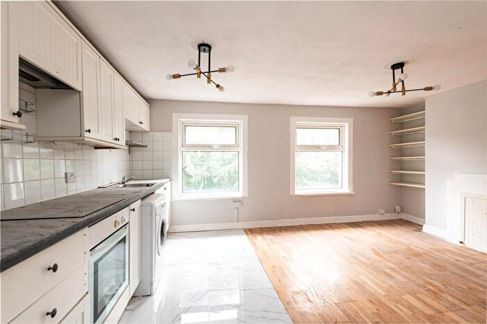 1 Bedroom Apartment To Rent In London Road, Maidstone, Kent, ME16