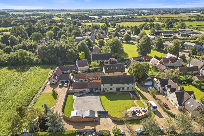 5 Bedroom Detached House For Sale In Fuller Close, Aldwincle, NN14