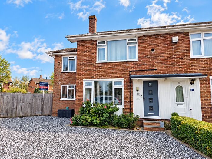 3 Bedroom End Of Terrace House For Sale In Staplehurst, Kent, TN12