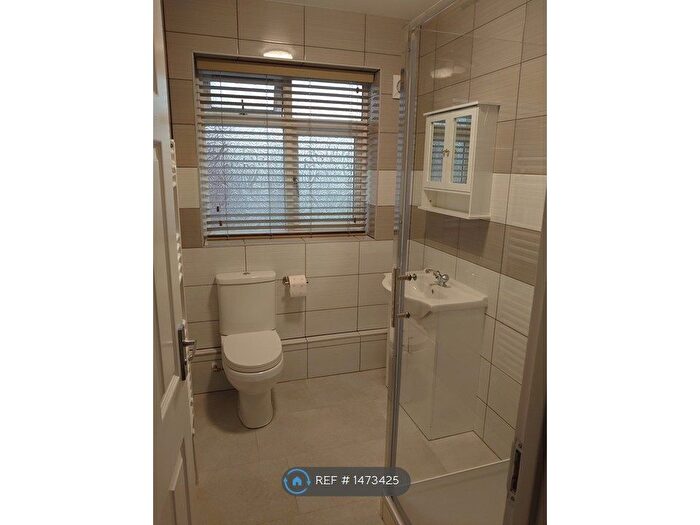 3 Bedroom Maisonette To Rent In Clare Road, Staines-Upon-Thames, TW19