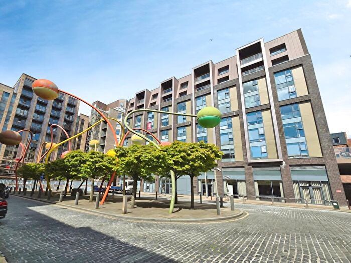 1 Bedroom Flat For Sale In Wolstenholme Square, City Centre, Liverpool, L1