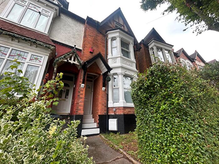 4 Bedroom House To Rent In Mere Road, Birmingham, B23