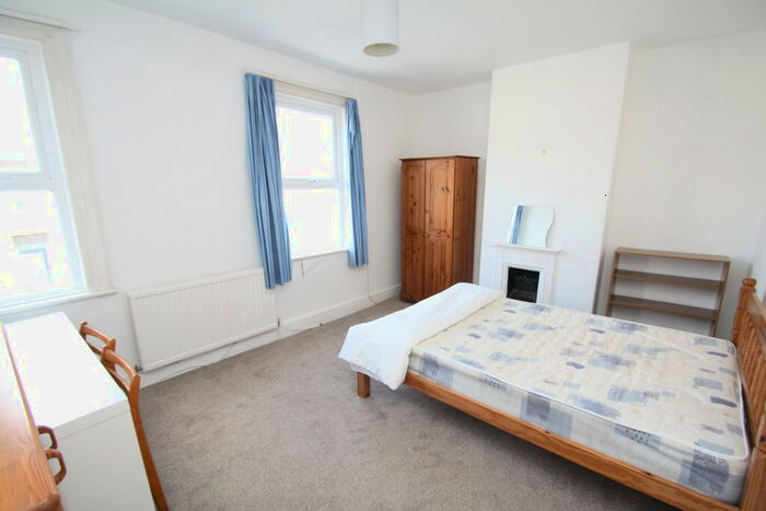 1 Bedroom Property To Rent In Bath, BA2