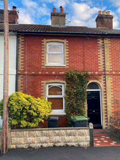 2 Bedroom Terraced House To Rent In Christchurch, BH23