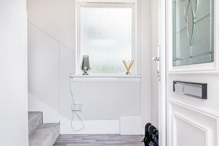 2 Bedroom Flat For Sale In Campbell Street, Wishaw, ML2