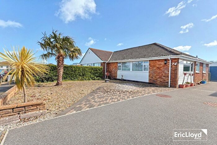 2 Bedroom Semi-Detached Bungalow For Sale In Raddicombe Drive, Brixham, TQ5