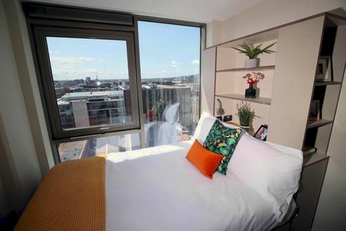 1 Bedroom Flat To Rent In York Street, Belfast, BT15