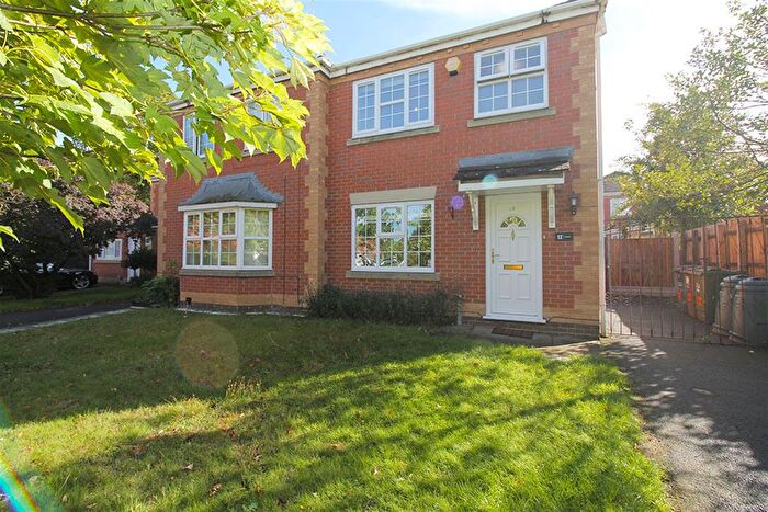 3 Bedroom Semi-Detached House To Rent In Perry Grove, Loughborough, LE11