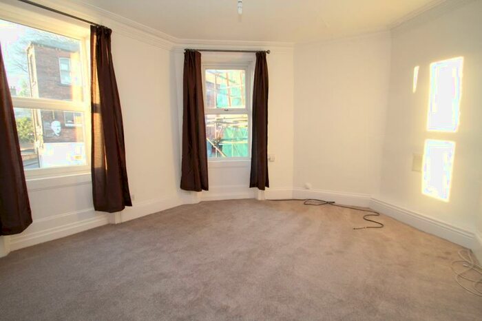 1 Bedroom Flat To Rent In Harrogate Road, Chapel Allerton, LS7