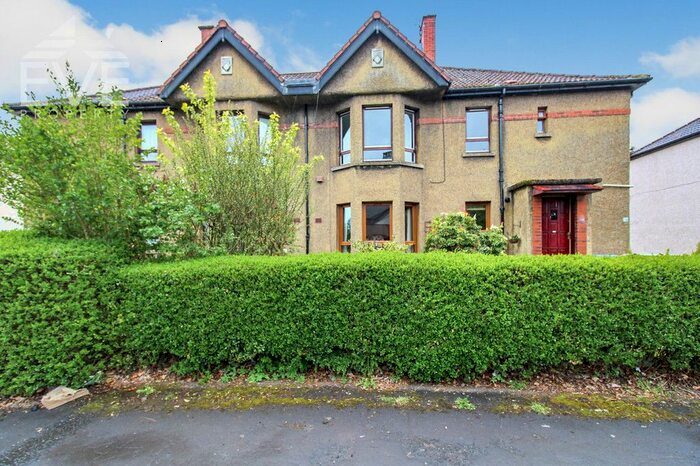 3 Bedroom Flat To Rent In Pennan Place, Glasgow, G14