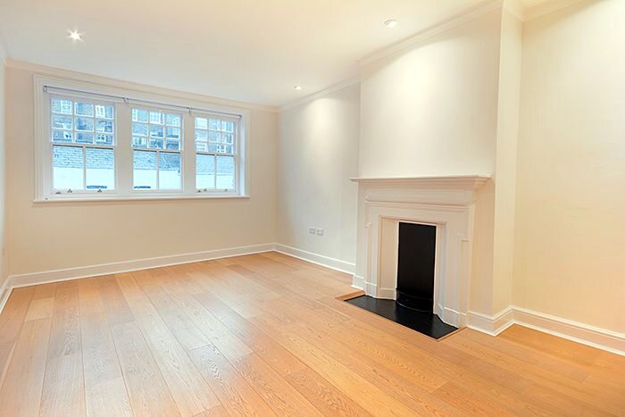 2 Bedroom Flat To Rent In Devonshire Mews West, Marylebone Village, London, W1G