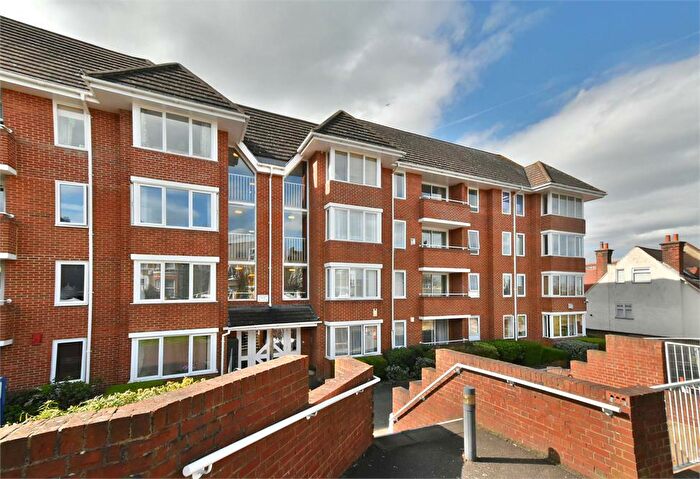 3 Bedroom Flat To Rent In City View Apartments, SE22
