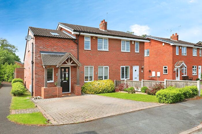 3 Bedroom Semi-Detached House For Sale In Moor Park, Perton, Wolverhampton, Staffordshire, WV6