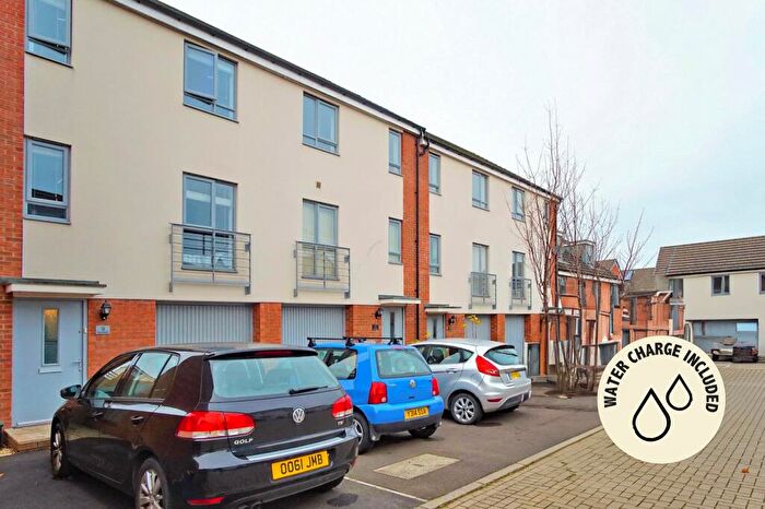 6 Bedroom Town House To Rent In Barnwood, Cheswick Village, Bristol, BS16