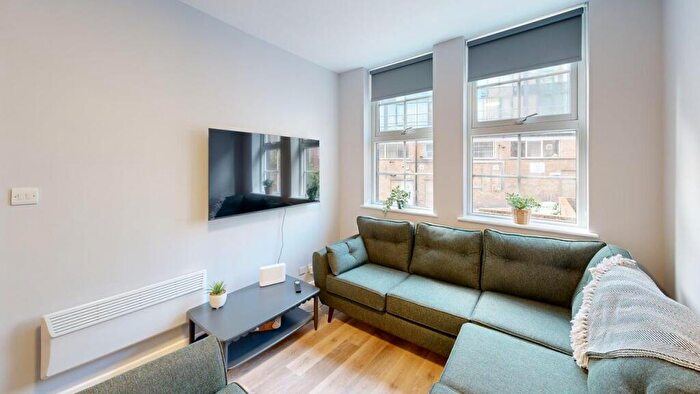 5 Bedroom House To Rent In Flat, , Mark Lane, BS1