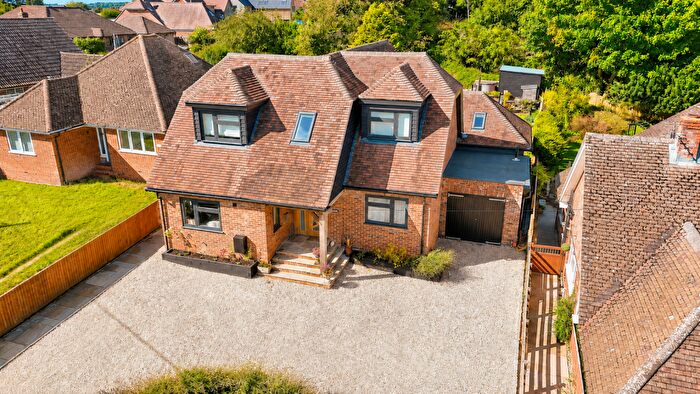 4 Bedroom Detached House For Sale In Spurgrove, Frieth, Henley-on-thames, RG9