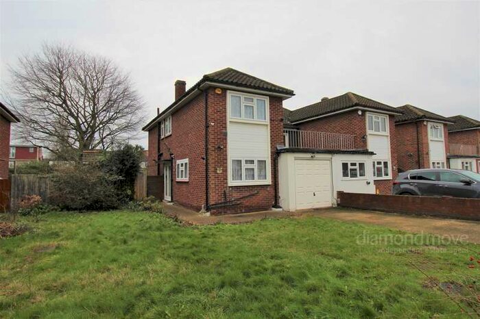 3 Bedroom Semi-Detached House To Rent In Beresford Gardens, Hounslow, TW4