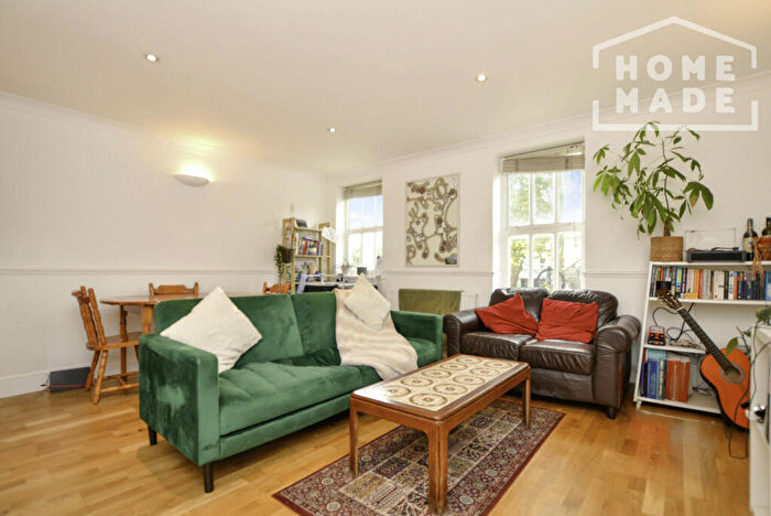 3 Bedroom Town House To Rent In Austin Court, SE15