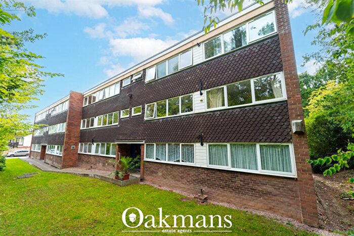 2 Bedroom Apartment For Sale In Cedarhurst, Birmingham, West Midlands, B32