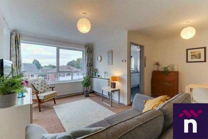 2 Bedroom Flat To Rent In Wensleydale Court, Stainbeck Lane, Chapel Allerton, Leeds, LS7