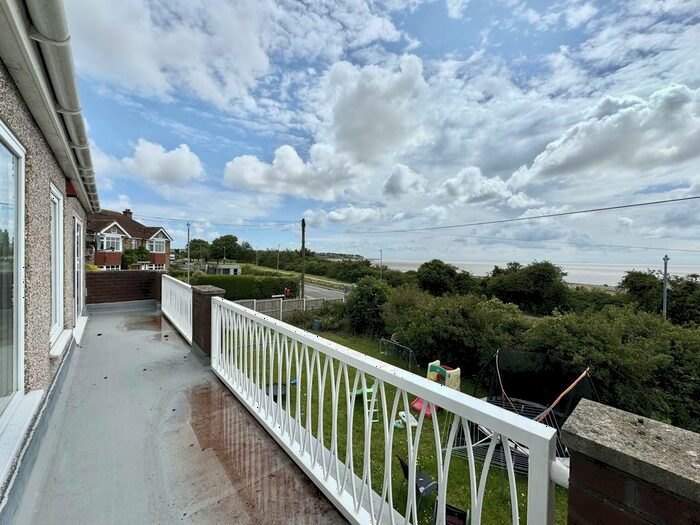 3 Bedroom Maisonette To Rent In Sandwich Road, Cliffsend, Ramsgate, CT12