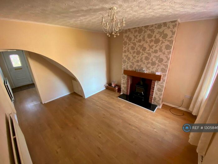 3 Bedroom Semi-Detached House To Rent In Ledward Street, Winsford, CW7