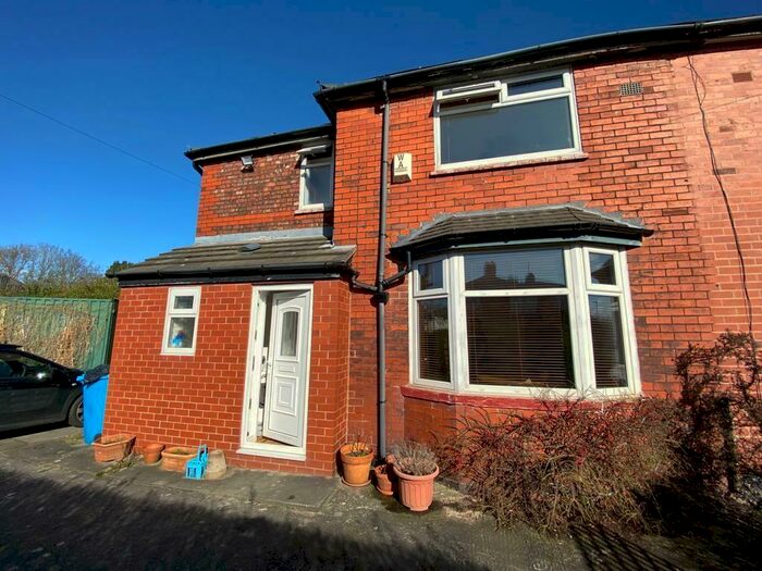 3 Bedroom Semi-Detached House To Rent In Floyd Avenue, Chorlton, M21