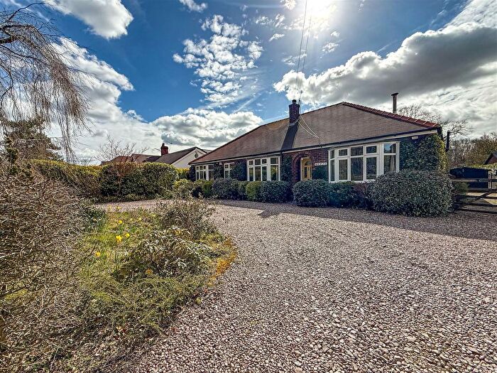 4 Bedroom Bungalow For Sale In Holmes Chapel Road, Somerford, Congleton, CW12