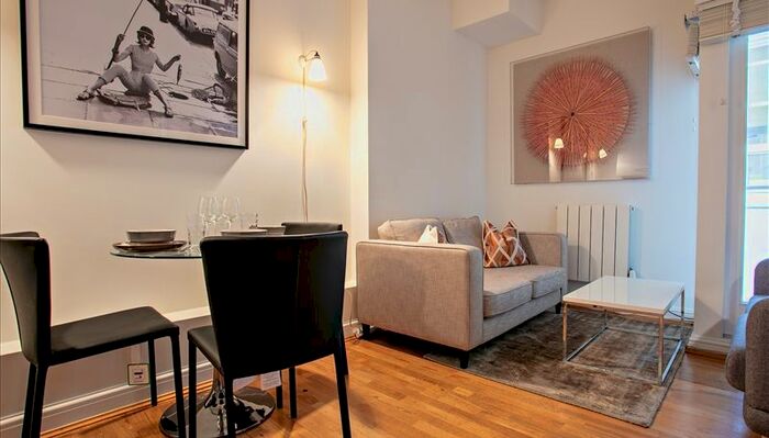 1 Bedroom Flat To Rent In Nottingham Place, London, W1U