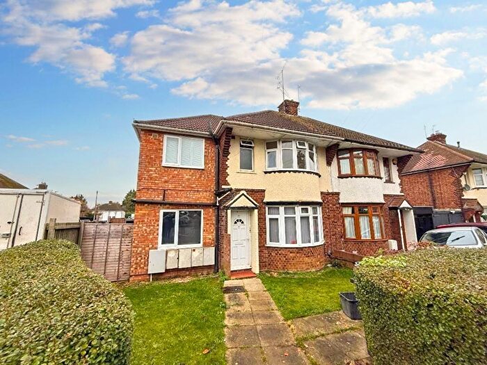 1 Bedroom Flat For Sale In Flat Roman Road, Leagrave, Luton, LU4