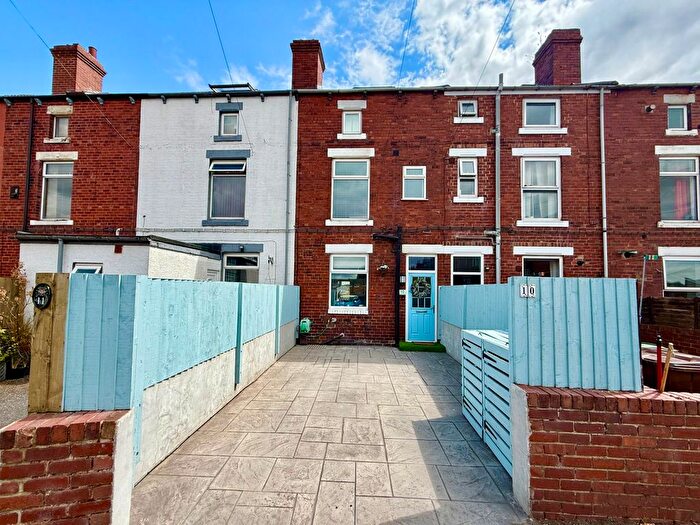 4 Bedroom Terraced House For Sale In Painthorpe Terrace, Crigglestone, Wakefield, West Yorkshire, WF4