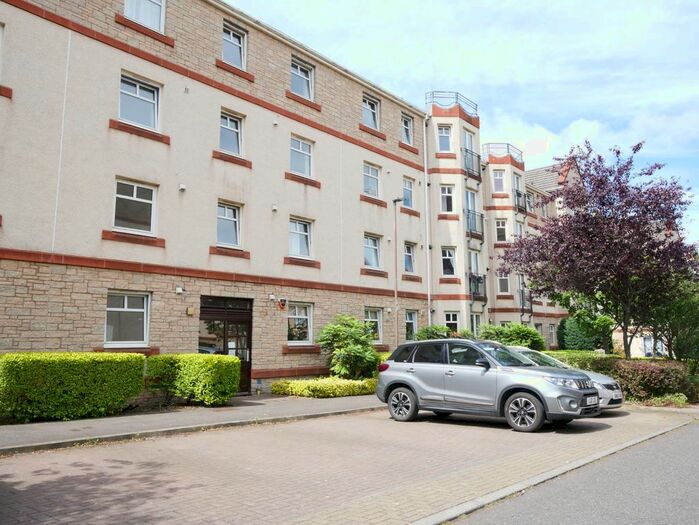 2 Bedroom Flat To Rent In Sinclair Place, Slateford, Edinburgh, EH11