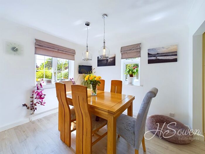 4 Bedroom Detached House For Sale In Marlborough Avenue, Torquay, TQ1