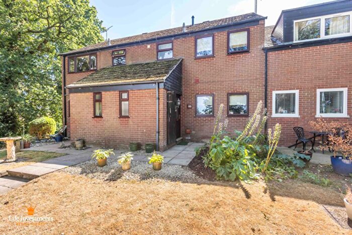 3 Bedroom Terraced House For Sale In Hadfield Close, Clifton Upon Dunsmore, Warwickshire, CV23