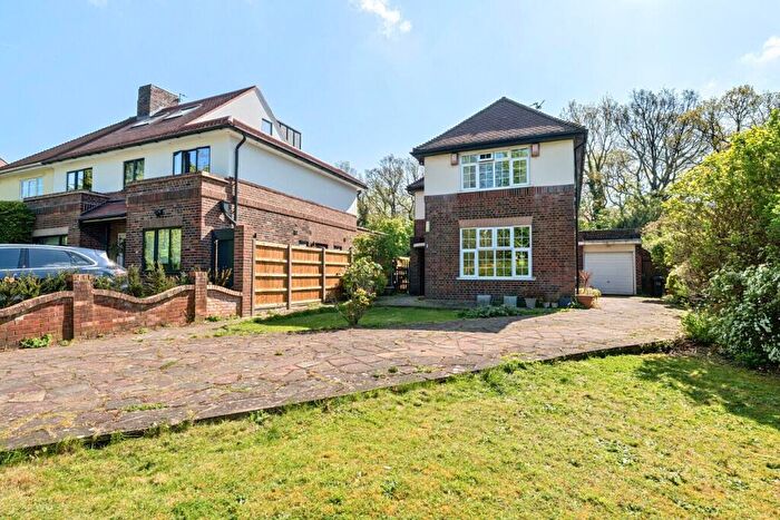 4 Bedroom Detached House For Sale In Forsyte Crescent, Crystal Palace, London, SE19